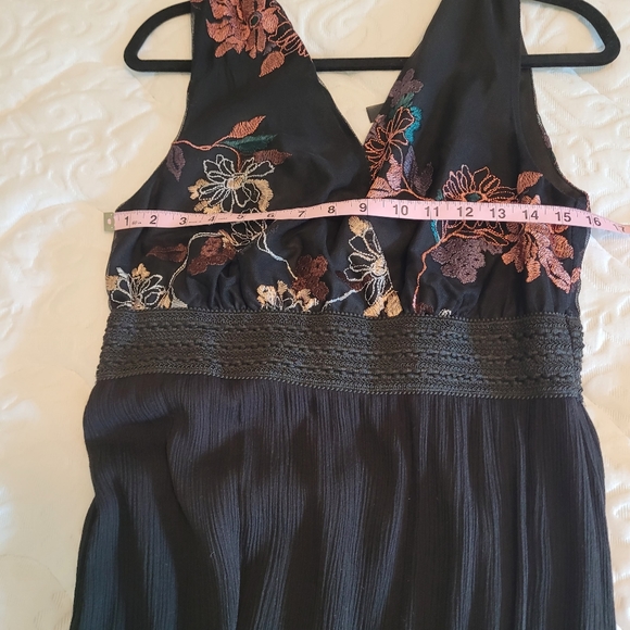 Lapis black, orange, and green sleeveless  floral dress. - Picture 7 of 9